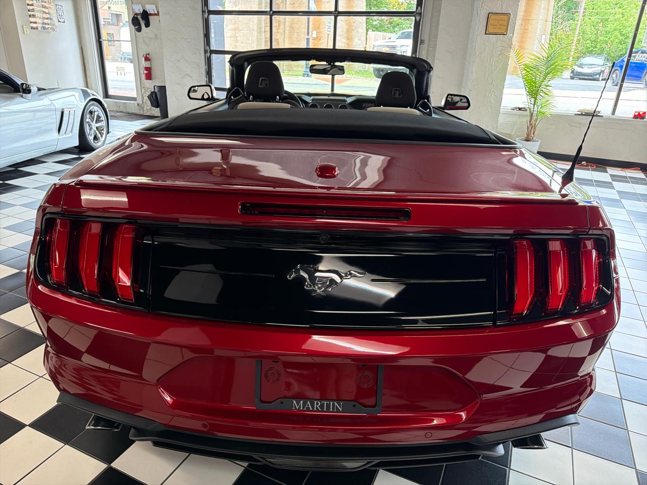 Ford Mustang EcoBoost Convertible 2020