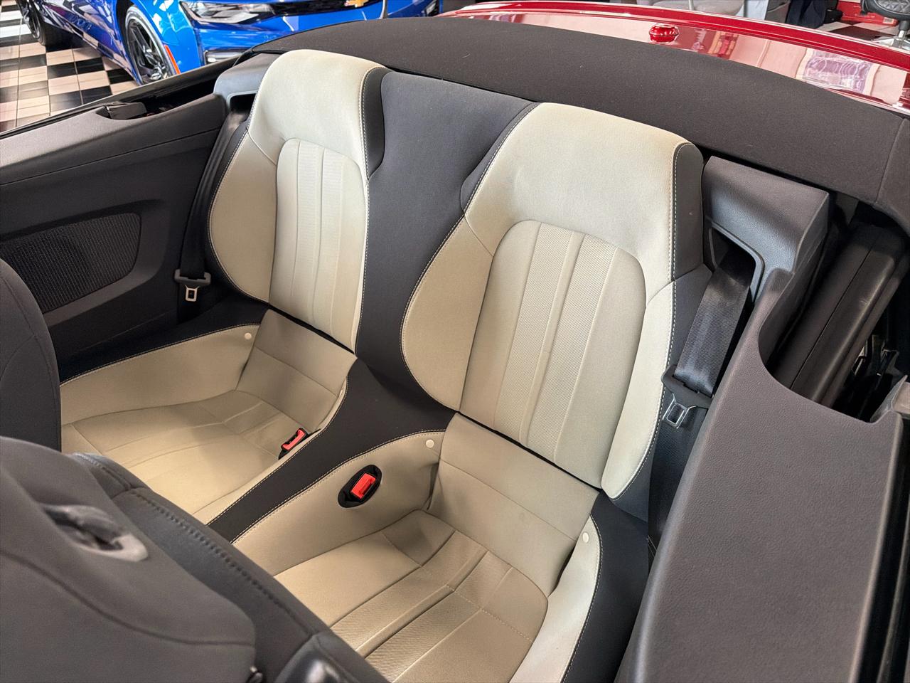 Ford Mustang EcoBoost Convertible 2020