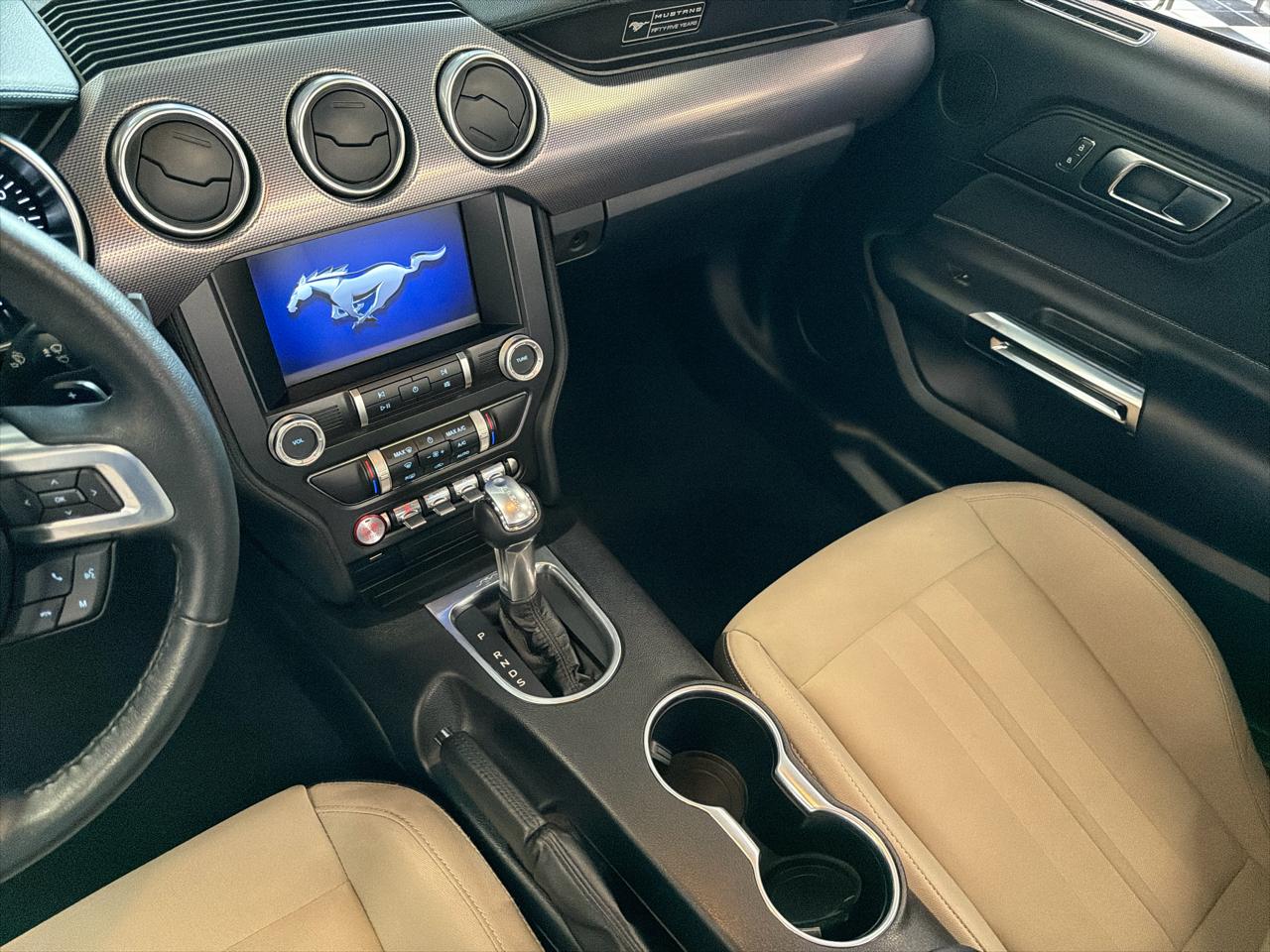 Ford Mustang EcoBoost Convertible 2020