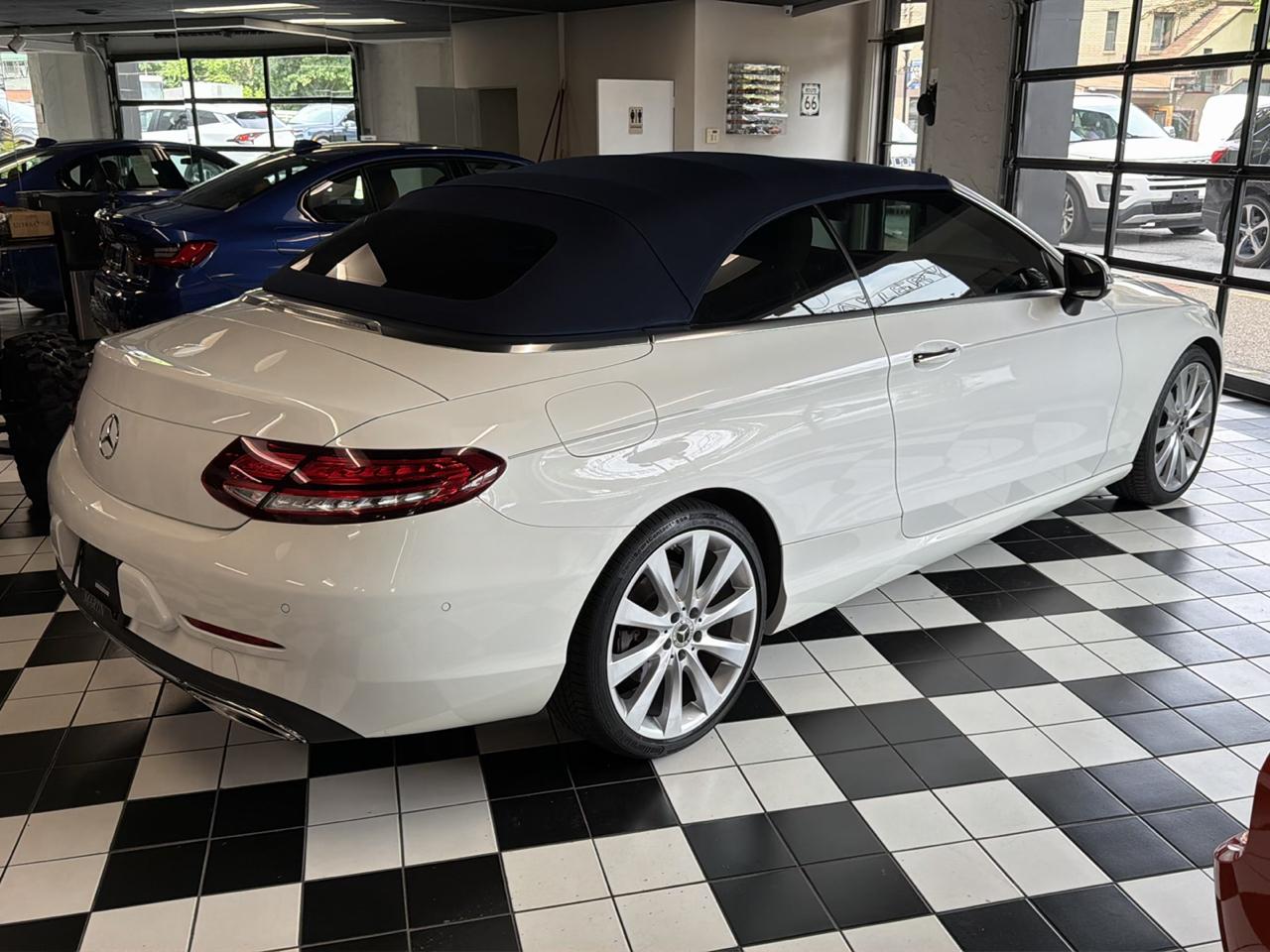 Mercedes-Benz C-Class C300 4MATIC Convertible 2021