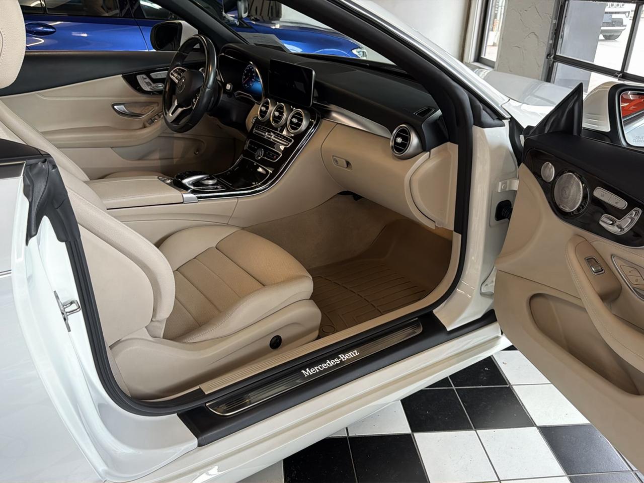Mercedes-Benz C-Class C300 4MATIC Convertible 2021
