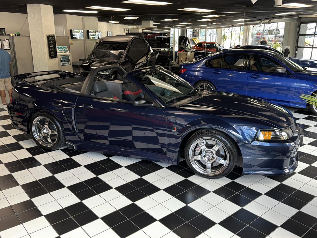 Ford Mustang  2001