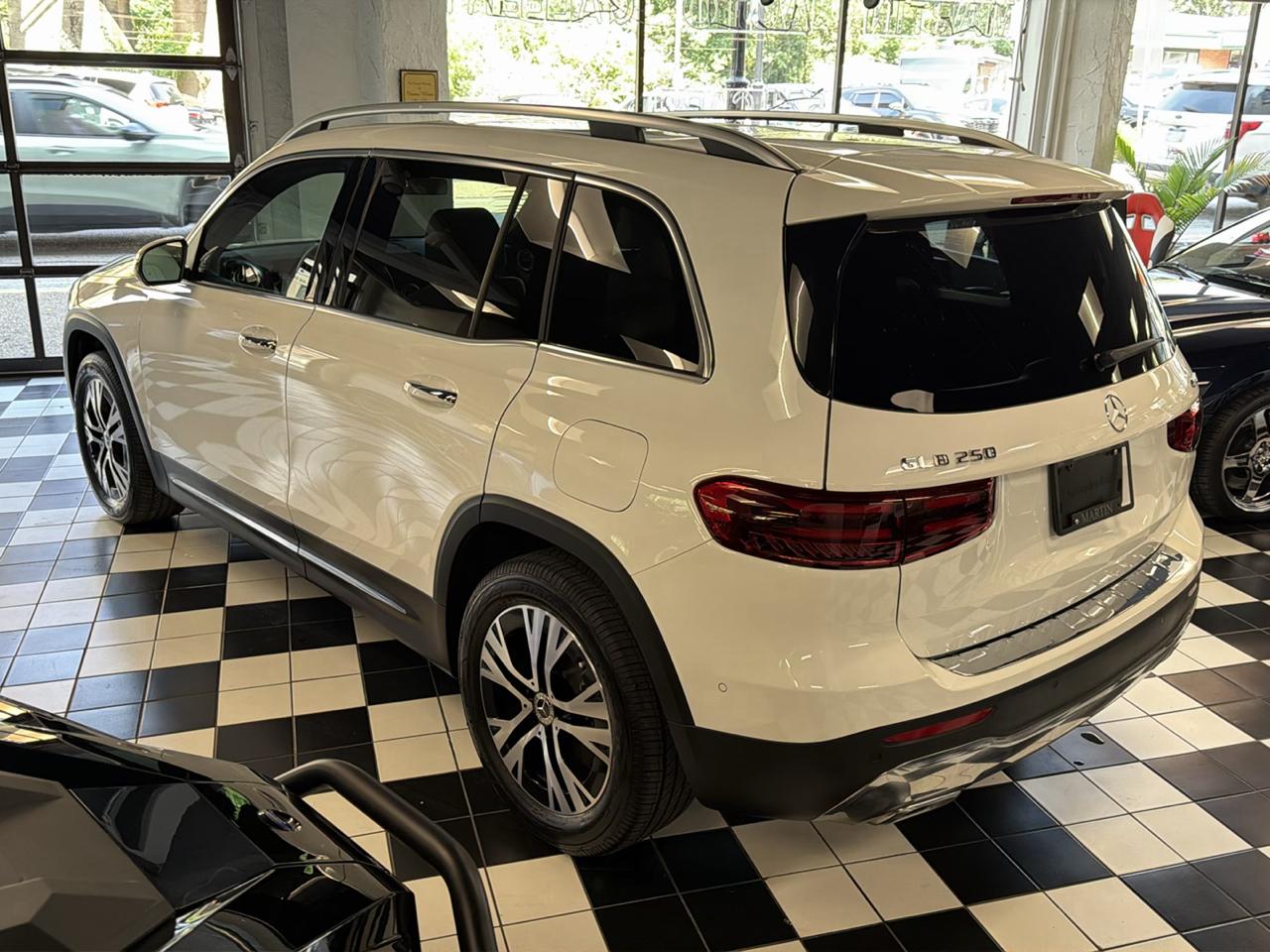 Mercedes-Benz GLB-Class GLB 250 4MATIC 2024