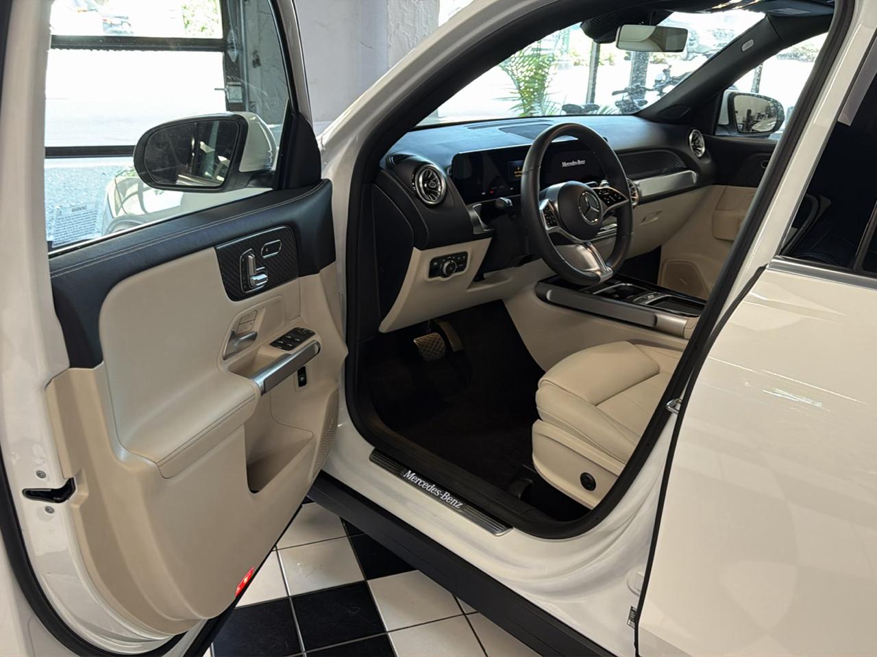 Mercedes-Benz GLB-Class GLB 250 4MATIC 2024