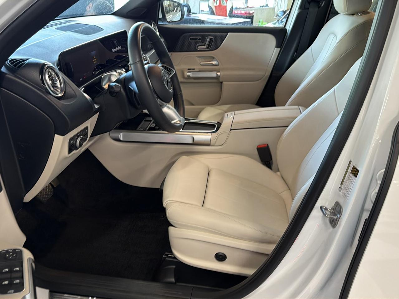 Mercedes-Benz GLB-Class GLB 250 4MATIC 2024