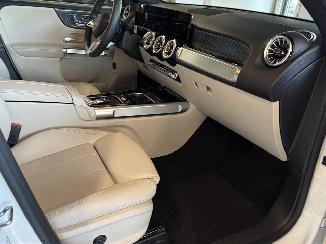 Mercedes-Benz GLB-Class GLB 250 4MATIC 2024