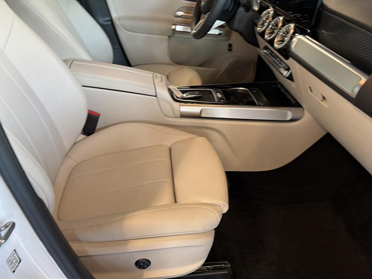 Mercedes-Benz GLB-Class GLB 250 4MATIC 2024
