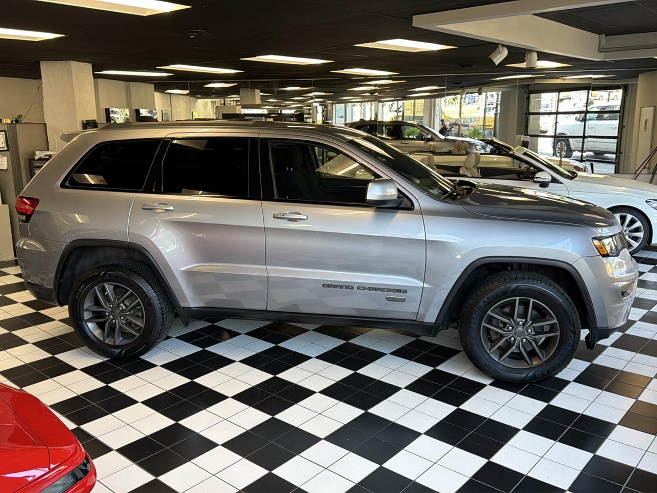 Jeep Grand Cherokee Laredo 4WD 2017