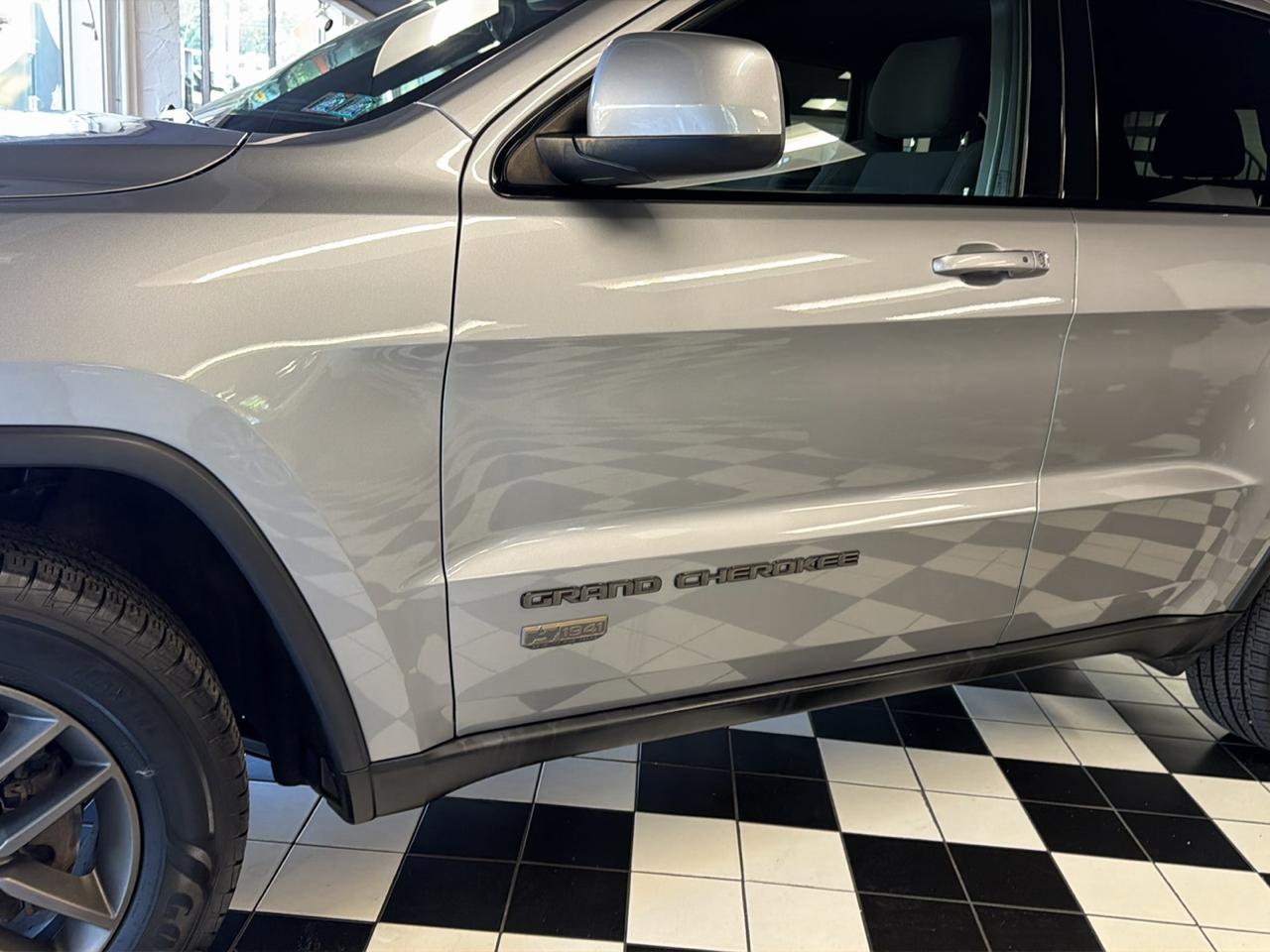 Jeep Grand Cherokee Laredo 4WD 2017
