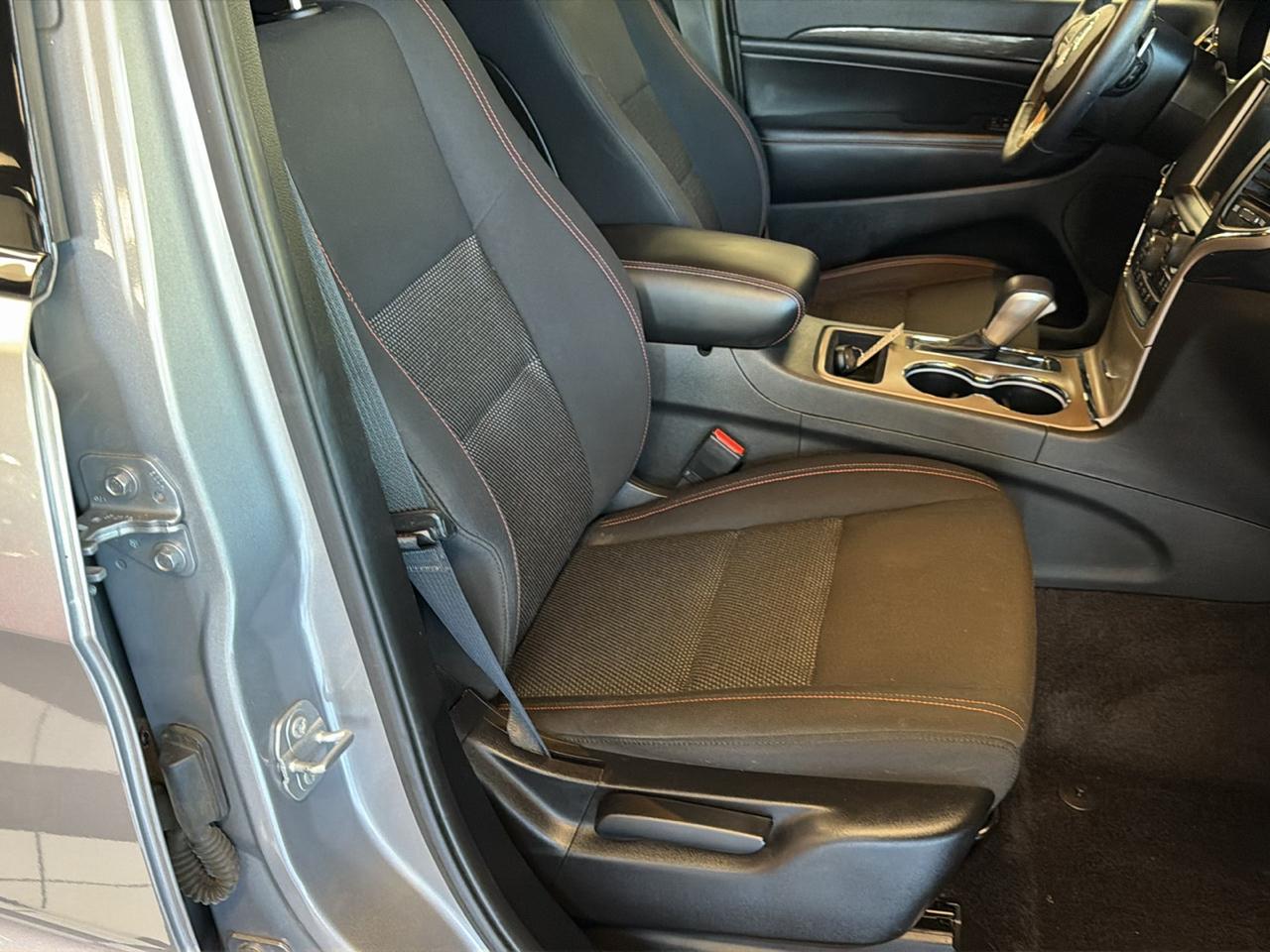 Jeep Grand Cherokee Laredo 4WD 2017