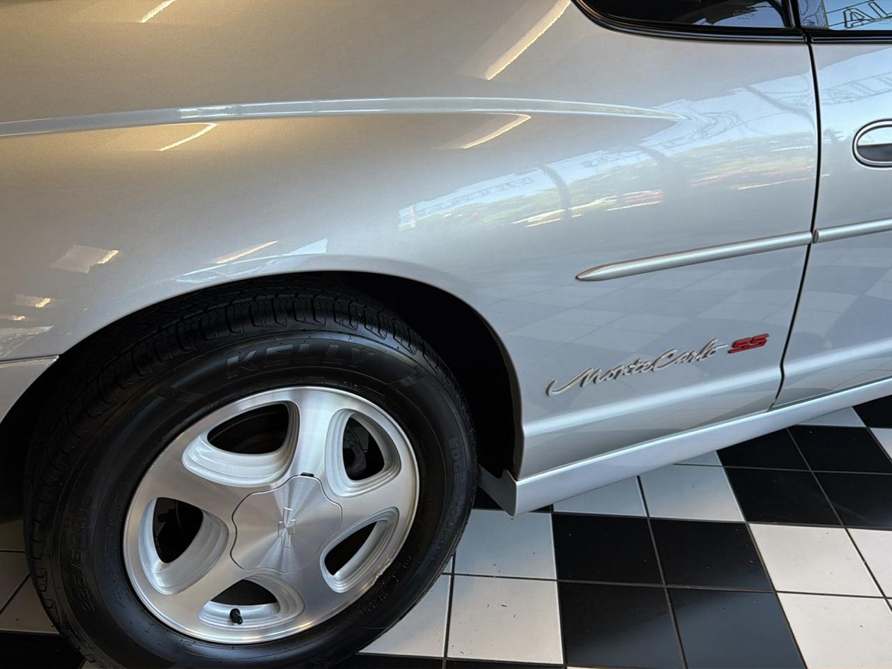 Chevrolet Monte Carlo SS 2003