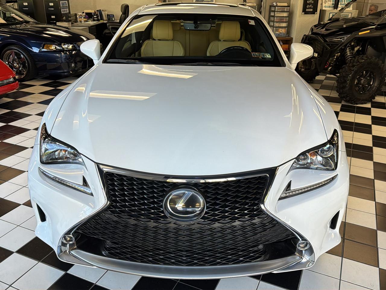 Lexus RC 300 AWD 2016