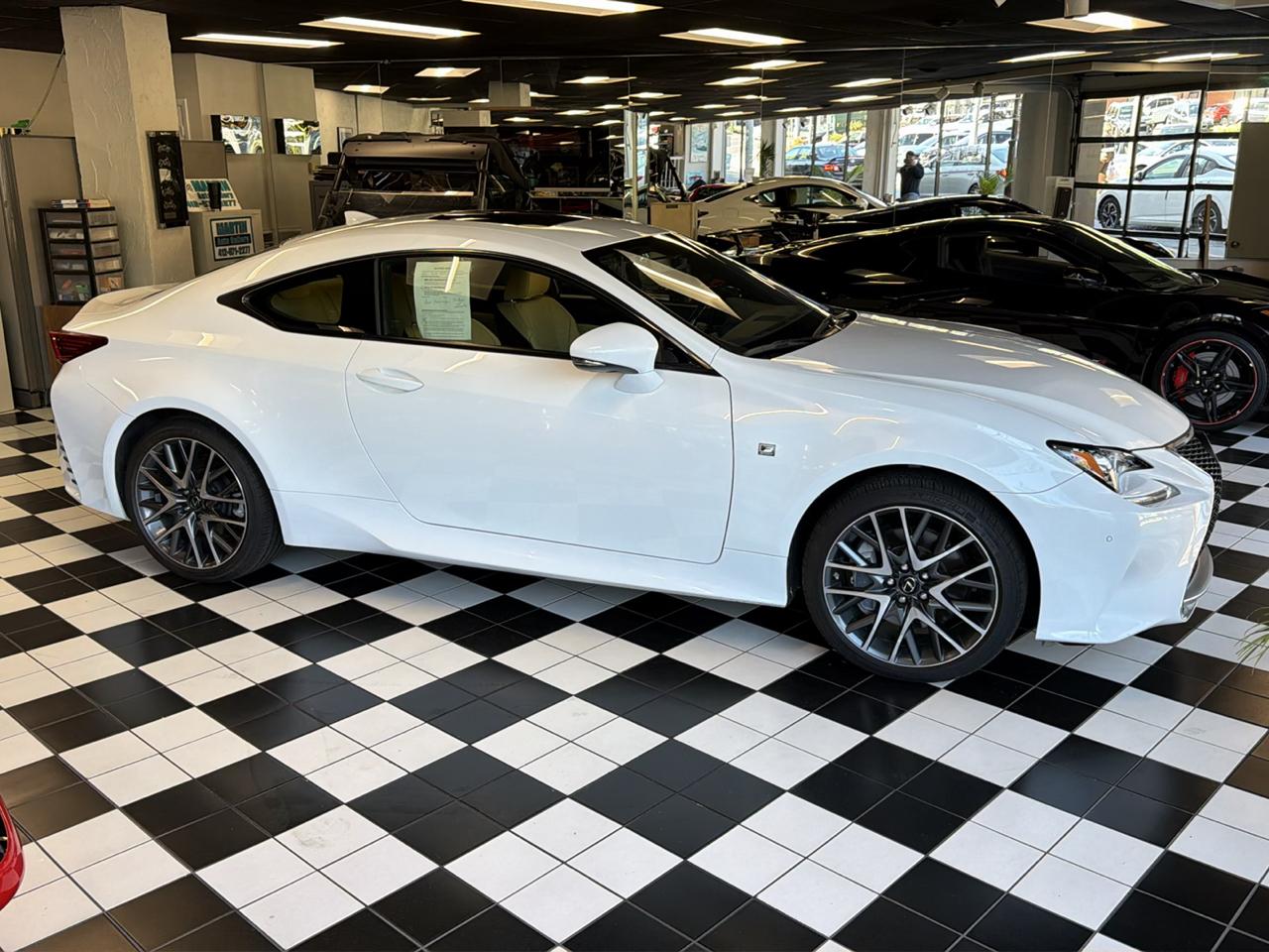Lexus RC 300 AWD 2016