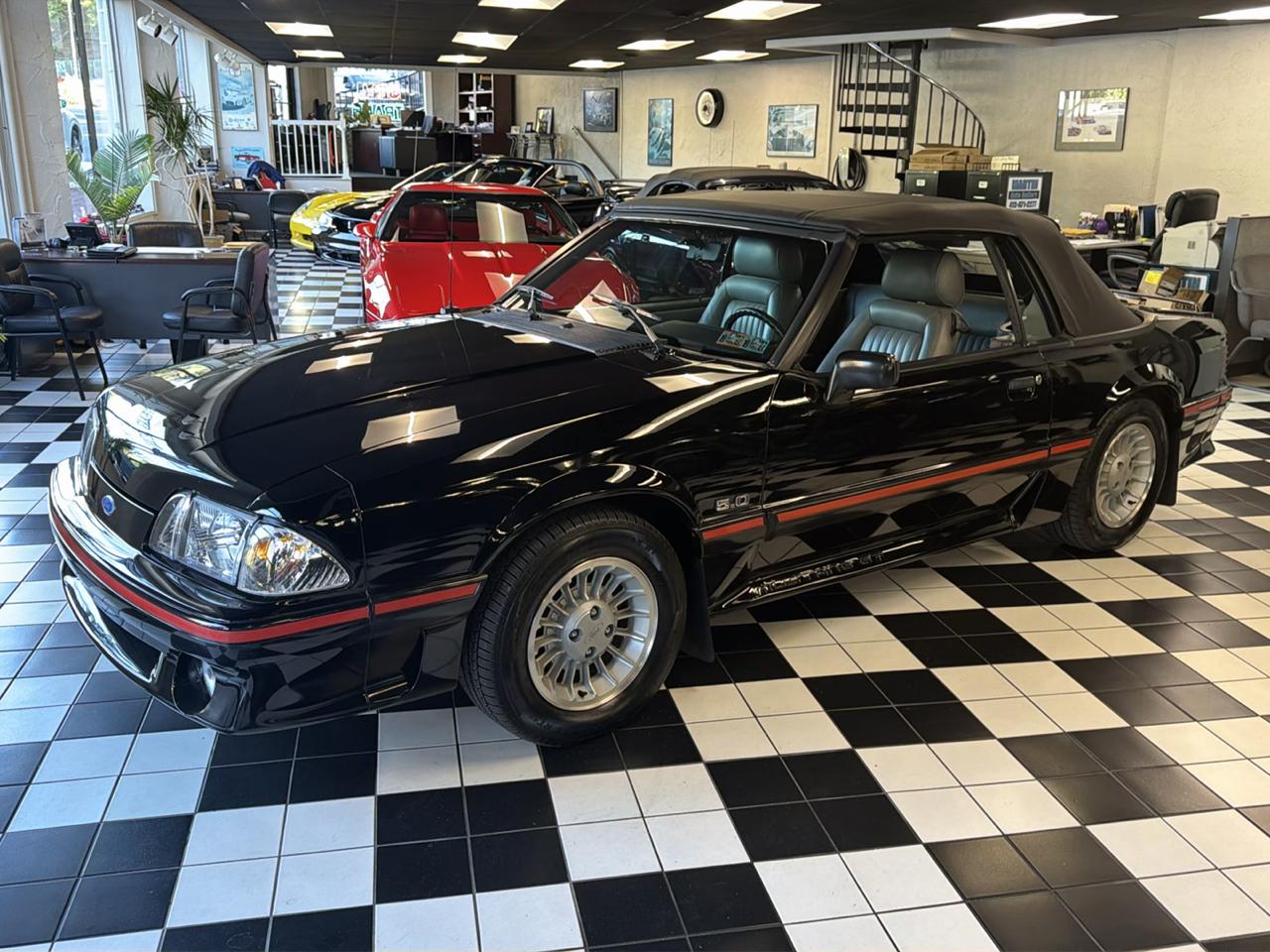 Ford Mustang GT convertible 1988