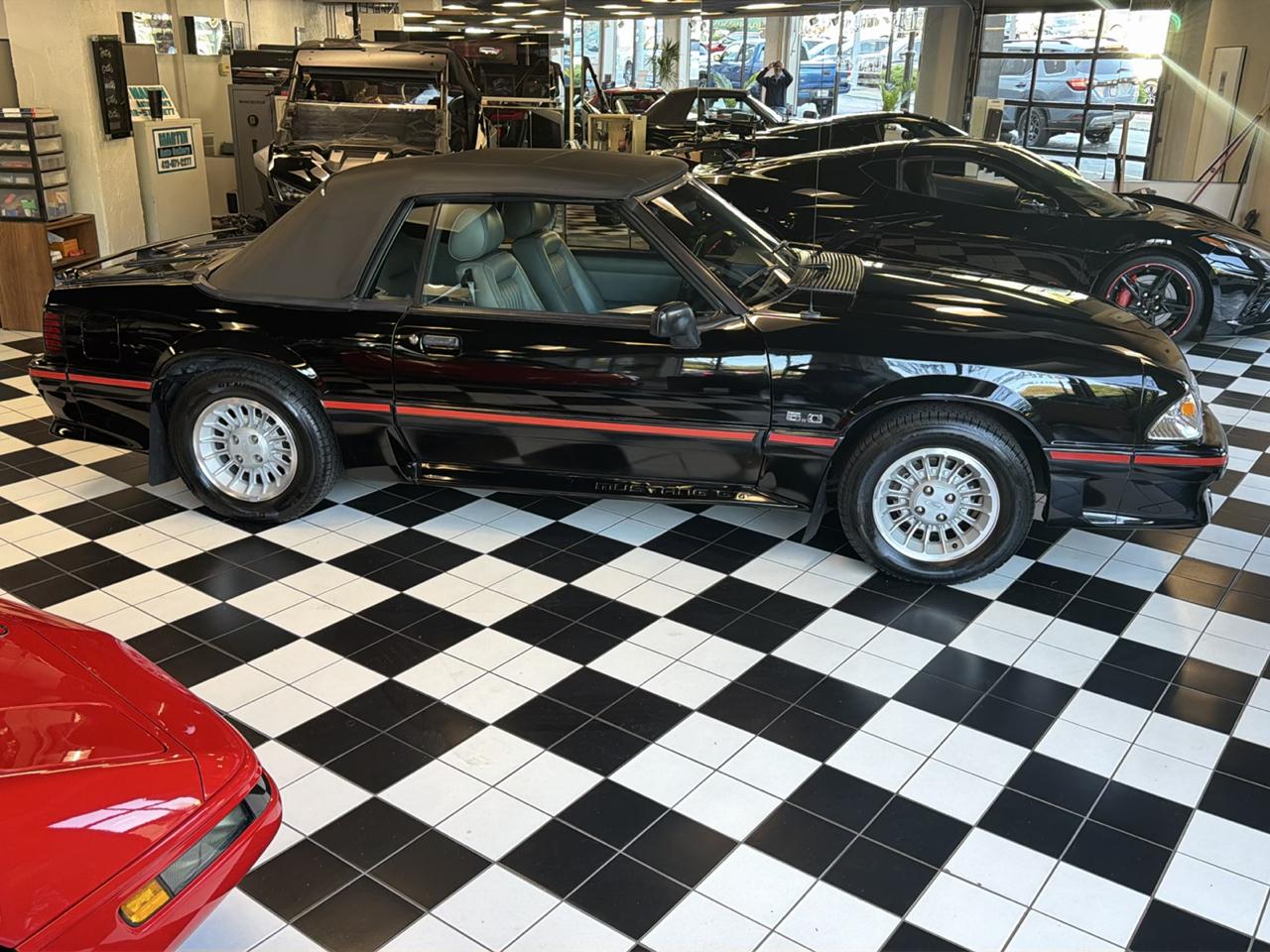 Ford Mustang GT convertible 1988