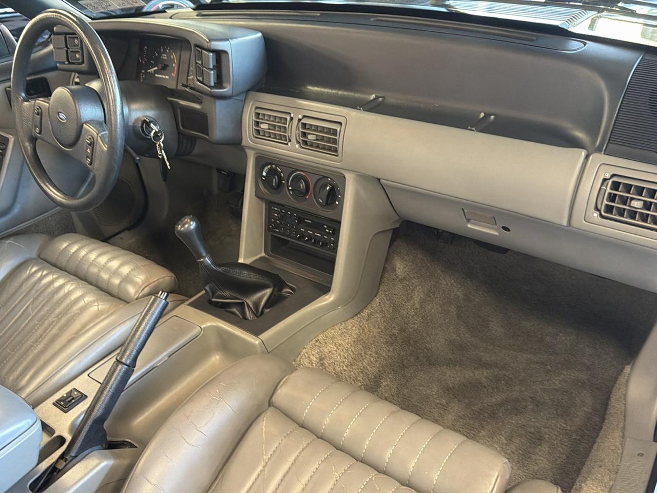 Ford Mustang GT convertible 1988
