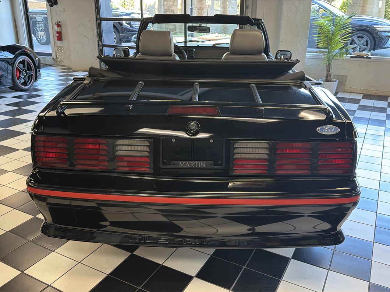 Ford Mustang GT convertible 1988