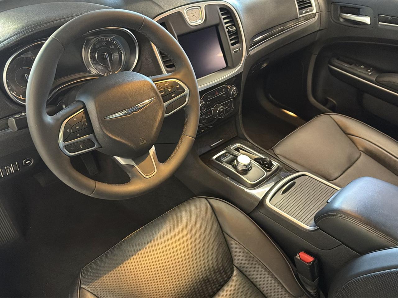 Chrysler 300 Touring L AWD 2023