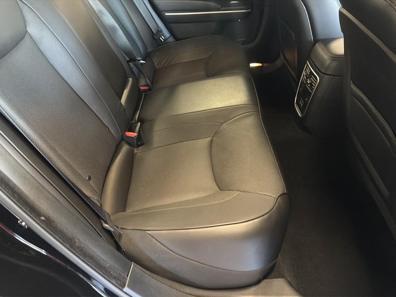 Chrysler 300 Touring L AWD 2023