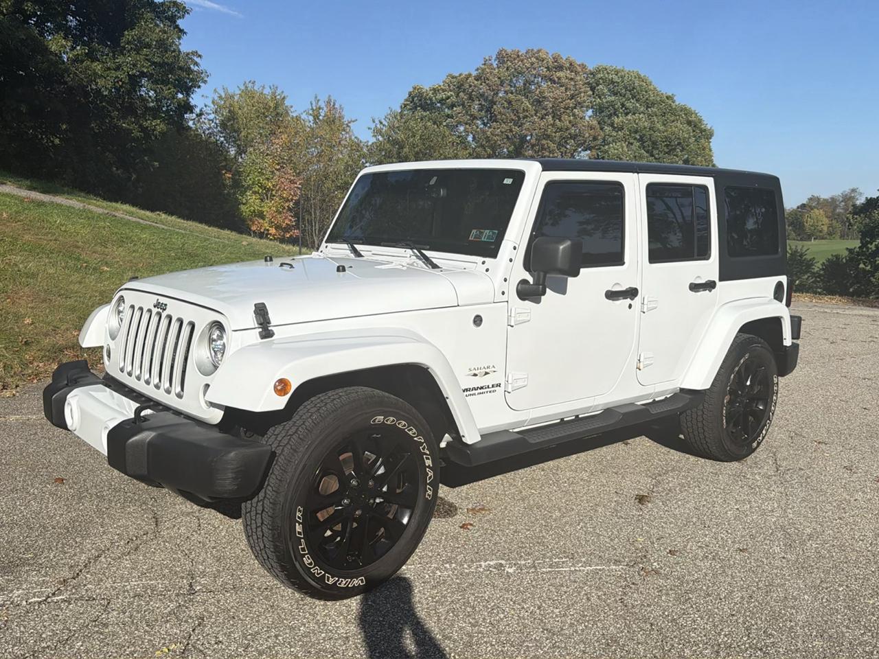 2017 Jeep Wrangler Unlimited Sahara 4WD