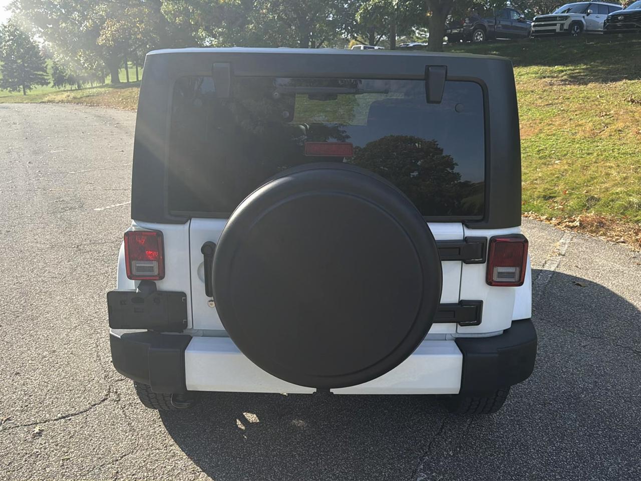 Jeep Wrangler Unlimited Sahara 4WD 2017