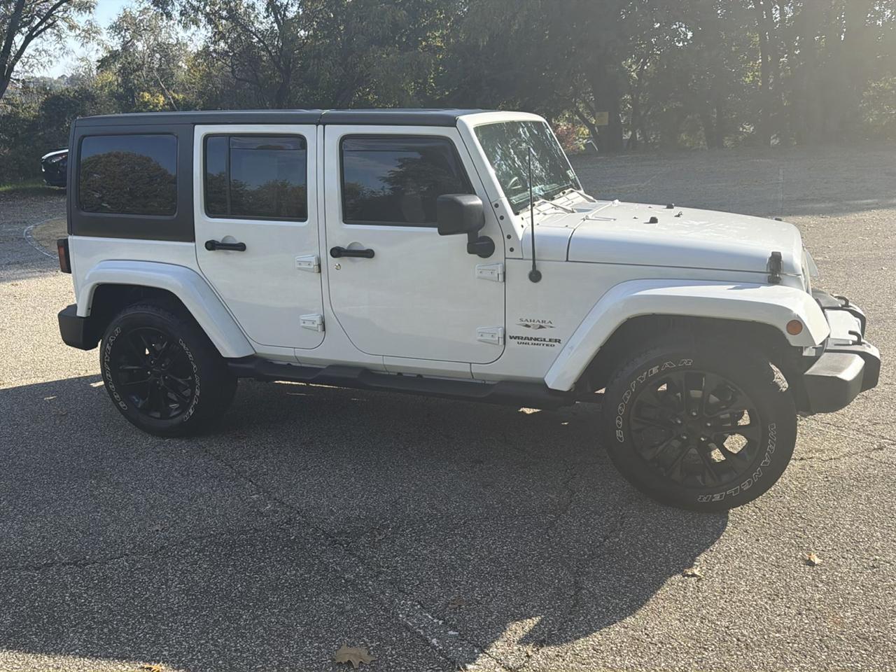 Jeep Wrangler Unlimited Sahara 4WD 2017