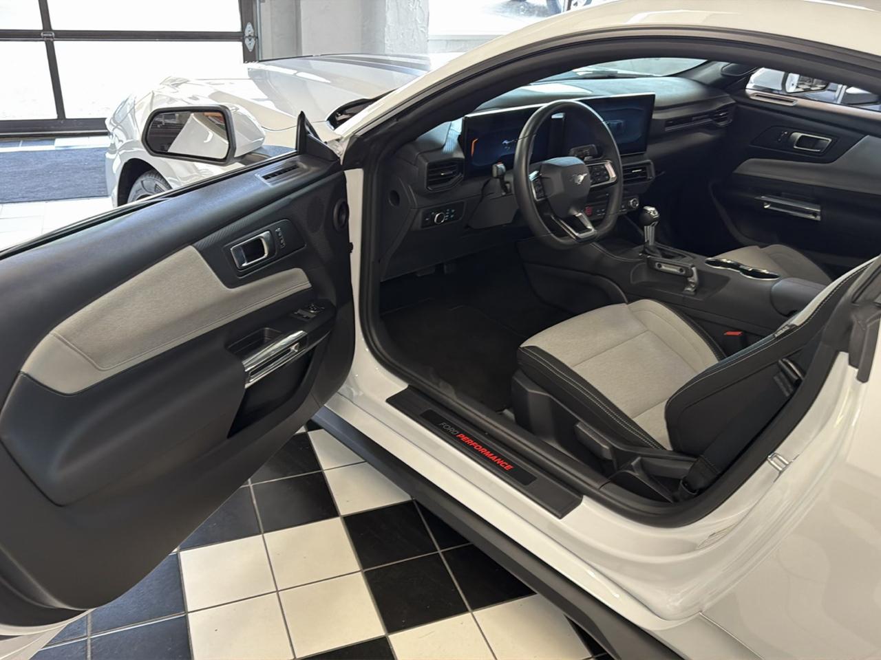 Ford Mustang 2dr Coupe GT 2025