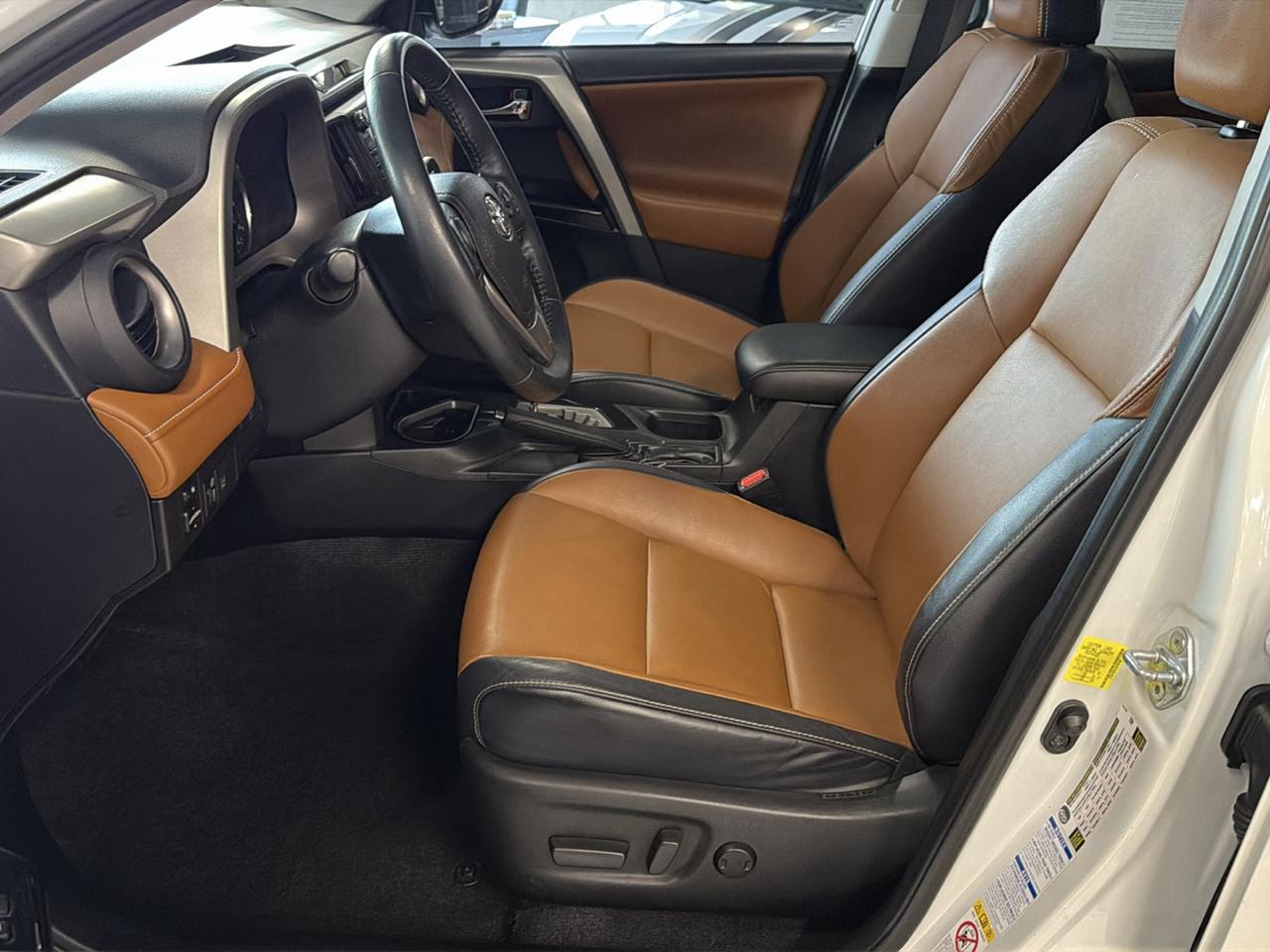Toyota RAV4 Limited AWD 2018