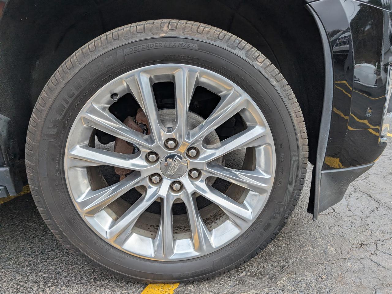 Cadillac Escalade 4WD 4dr Luxury 2018