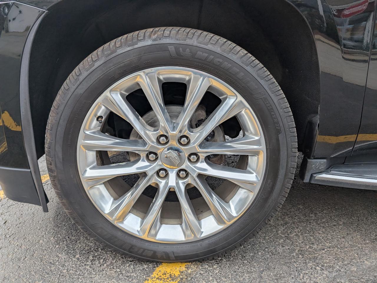 Cadillac Escalade 4WD 4dr Luxury 2018