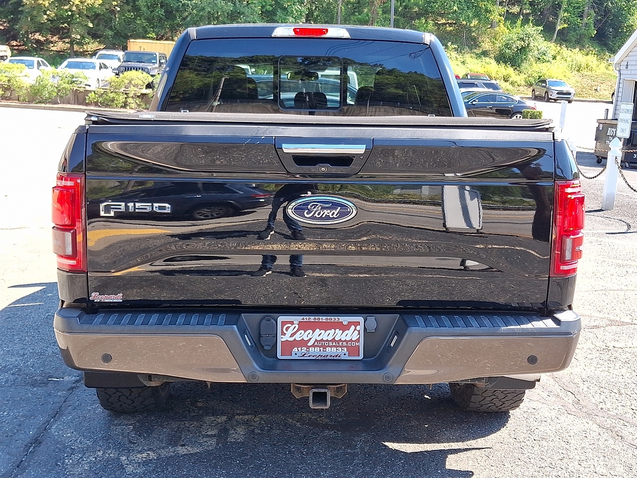 Ford F-150 4WD SuperCrew 145" Lariat 2016 Ford F-150 4WD SuperCrew 145" Lariat 2016