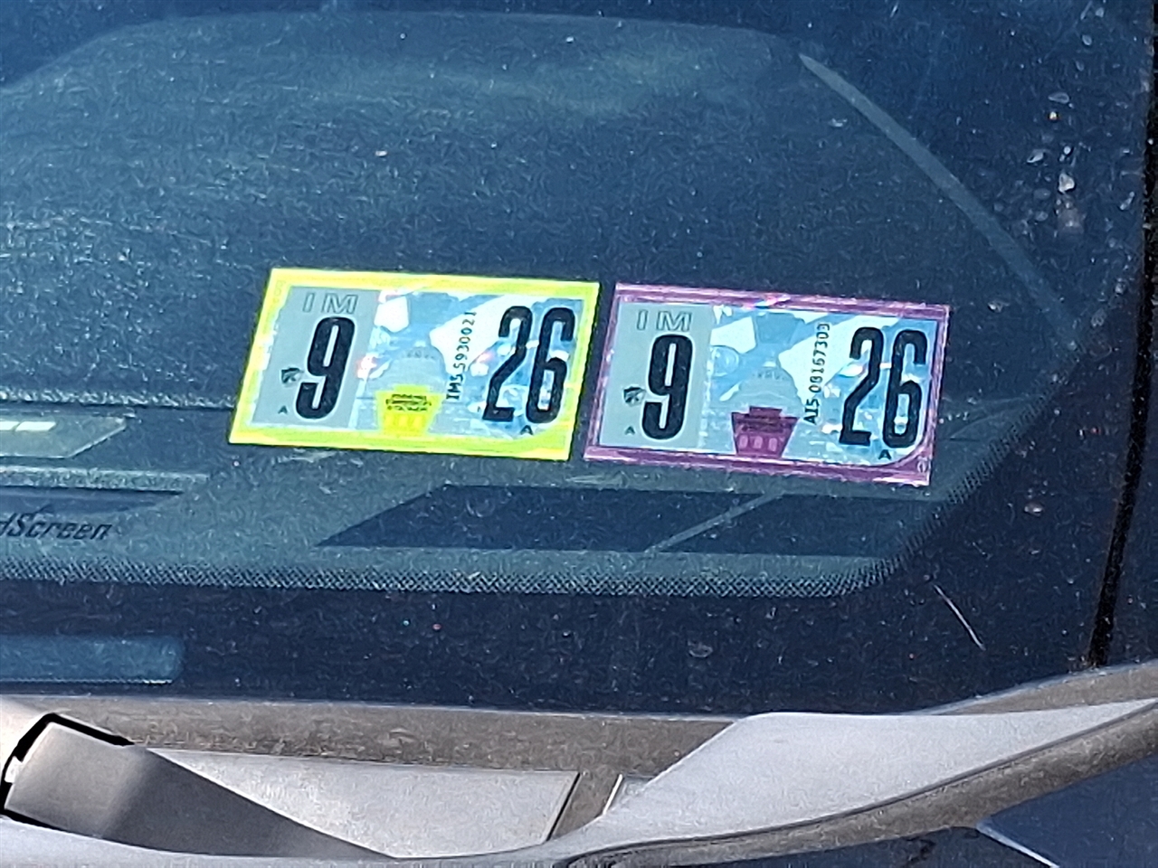 Ford F-150 4WD SuperCrew 145" Lariat 2016 Ford F-150 4WD SuperCrew 145" Lariat 2016