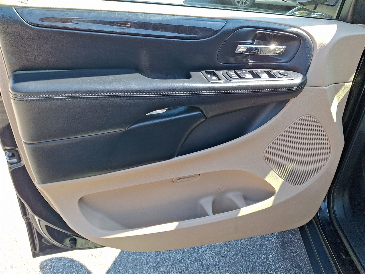 Dodge Grand Caravan 4dr Wgn SXT 2016 Dodge Grand Caravan 4dr Wgn SXT 2016