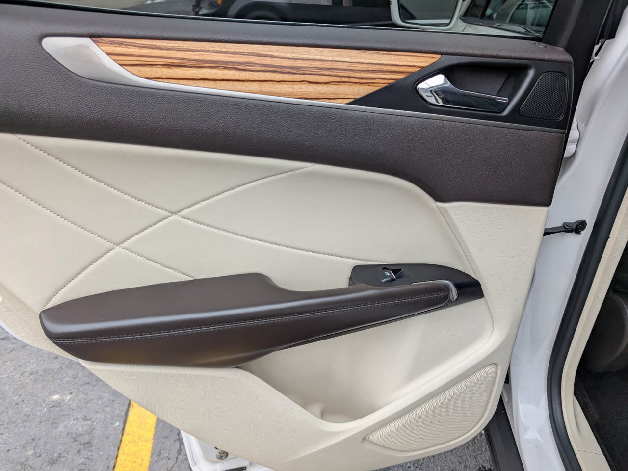 Lincoln MKC AWD 4dr Select 2016