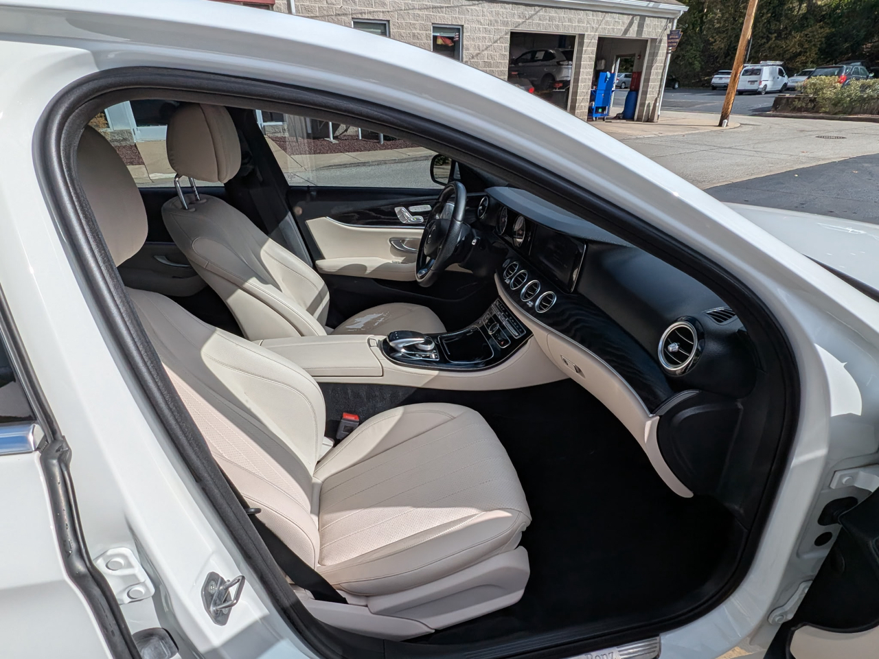 Mercedes-Benz E-Class E 300 Sport 4MATIC Sedan 2017