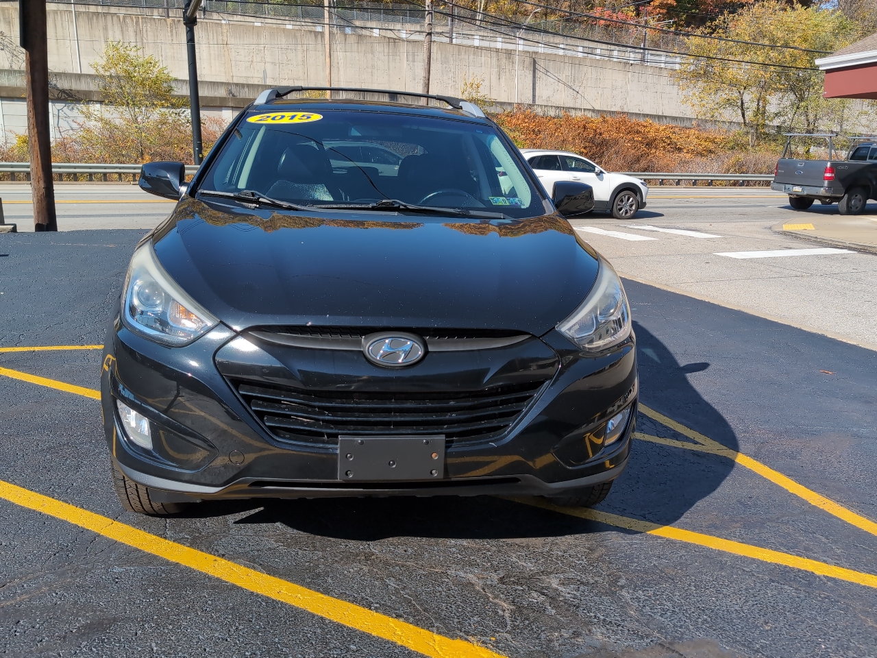 2015 Hyundai Tucson SE photo 2