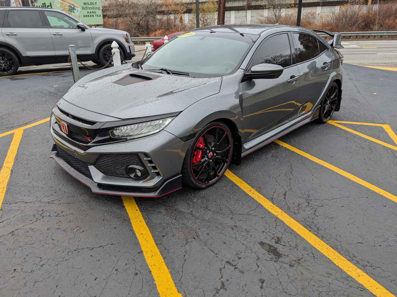 2018 Honda Civic Type R Touring photo 3