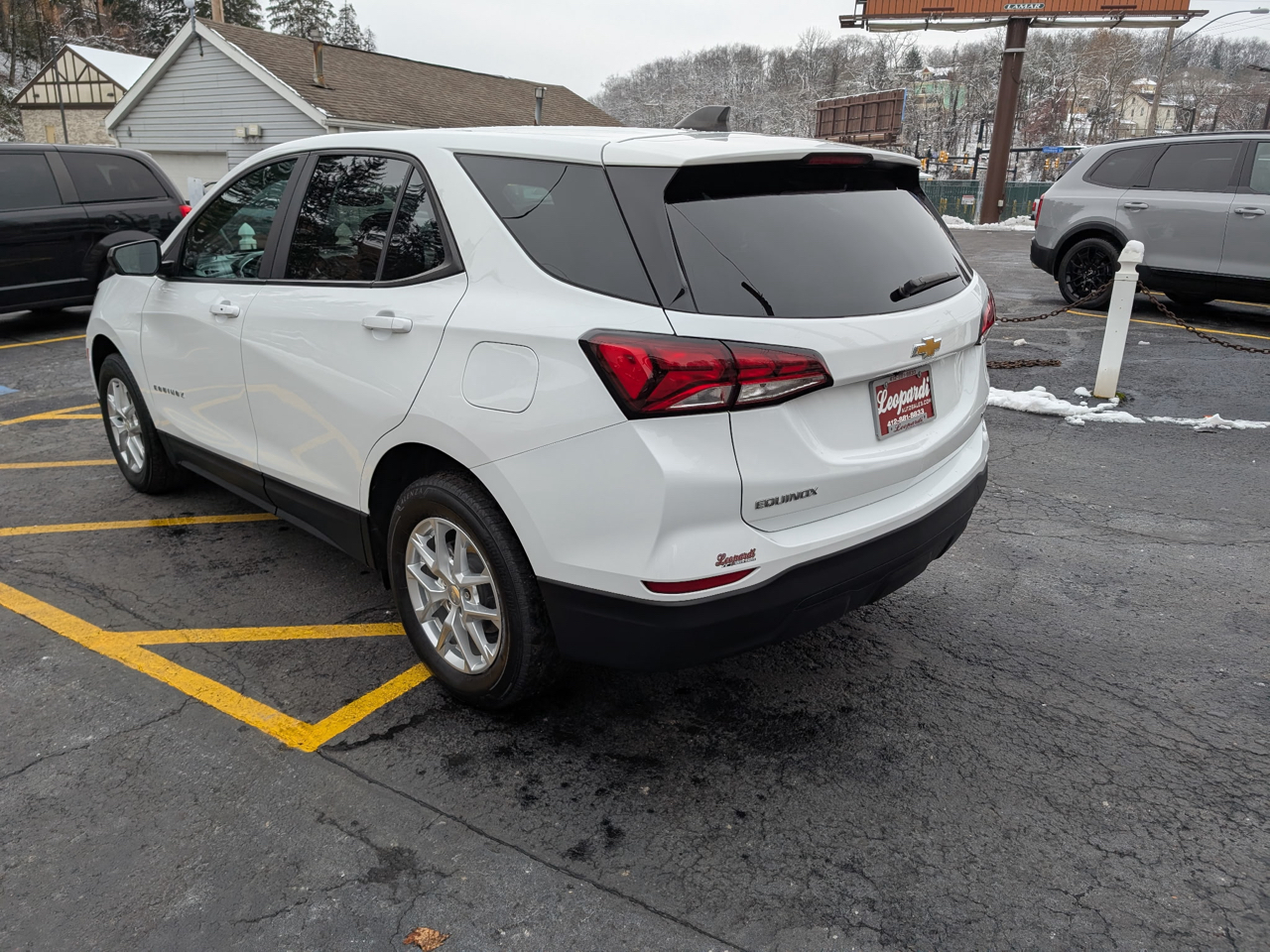 Chevrolet Equinox AWD 4dr LS w/1LS 2022