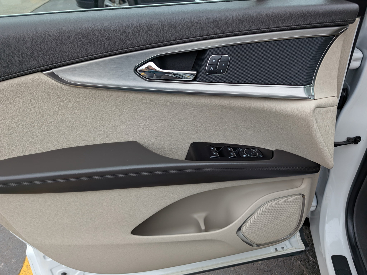 Lincoln Nautilus Standard AWD 2020