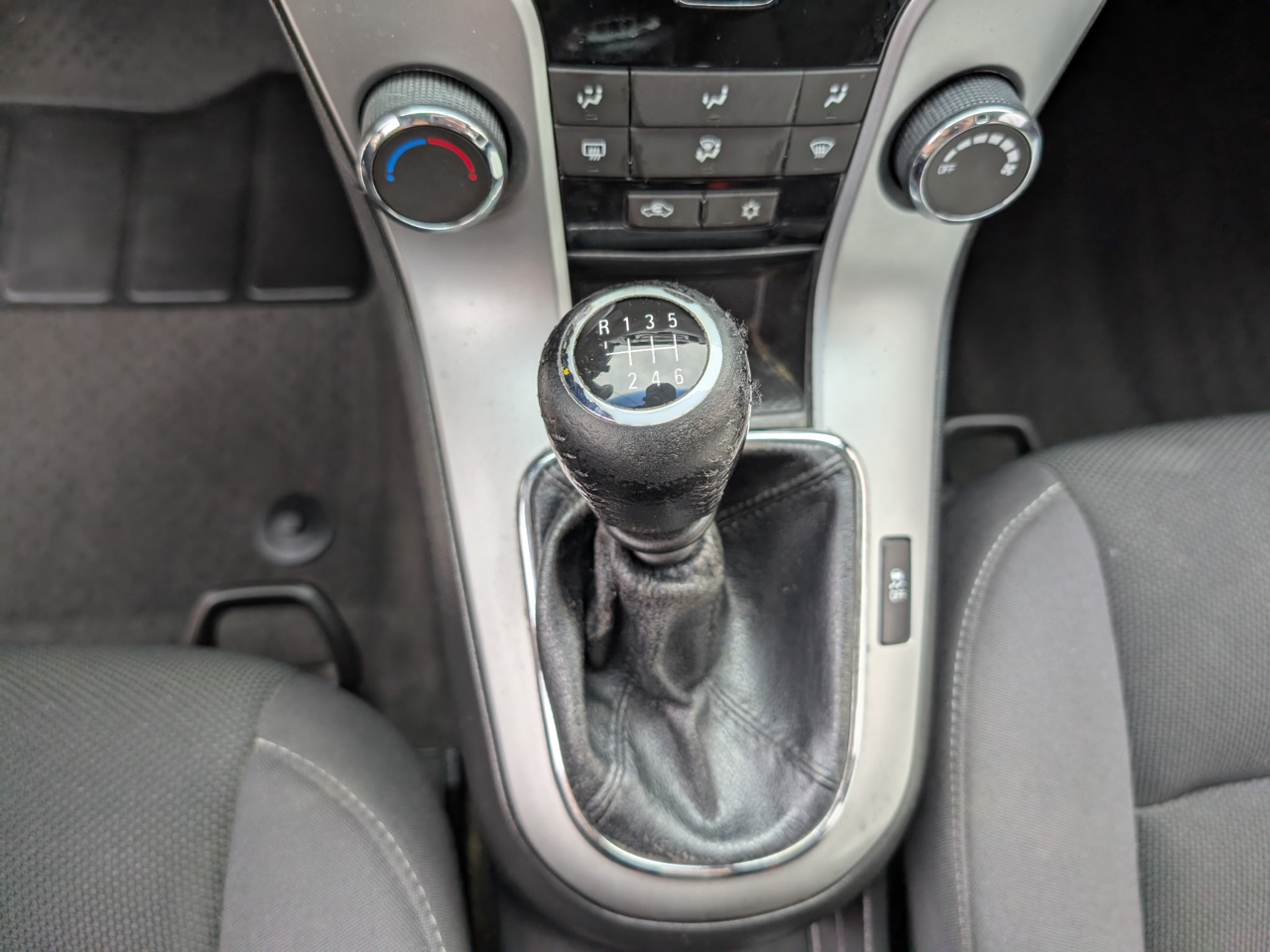 Chevrolet Cruze 4dr Sdn Man 1LT 2014