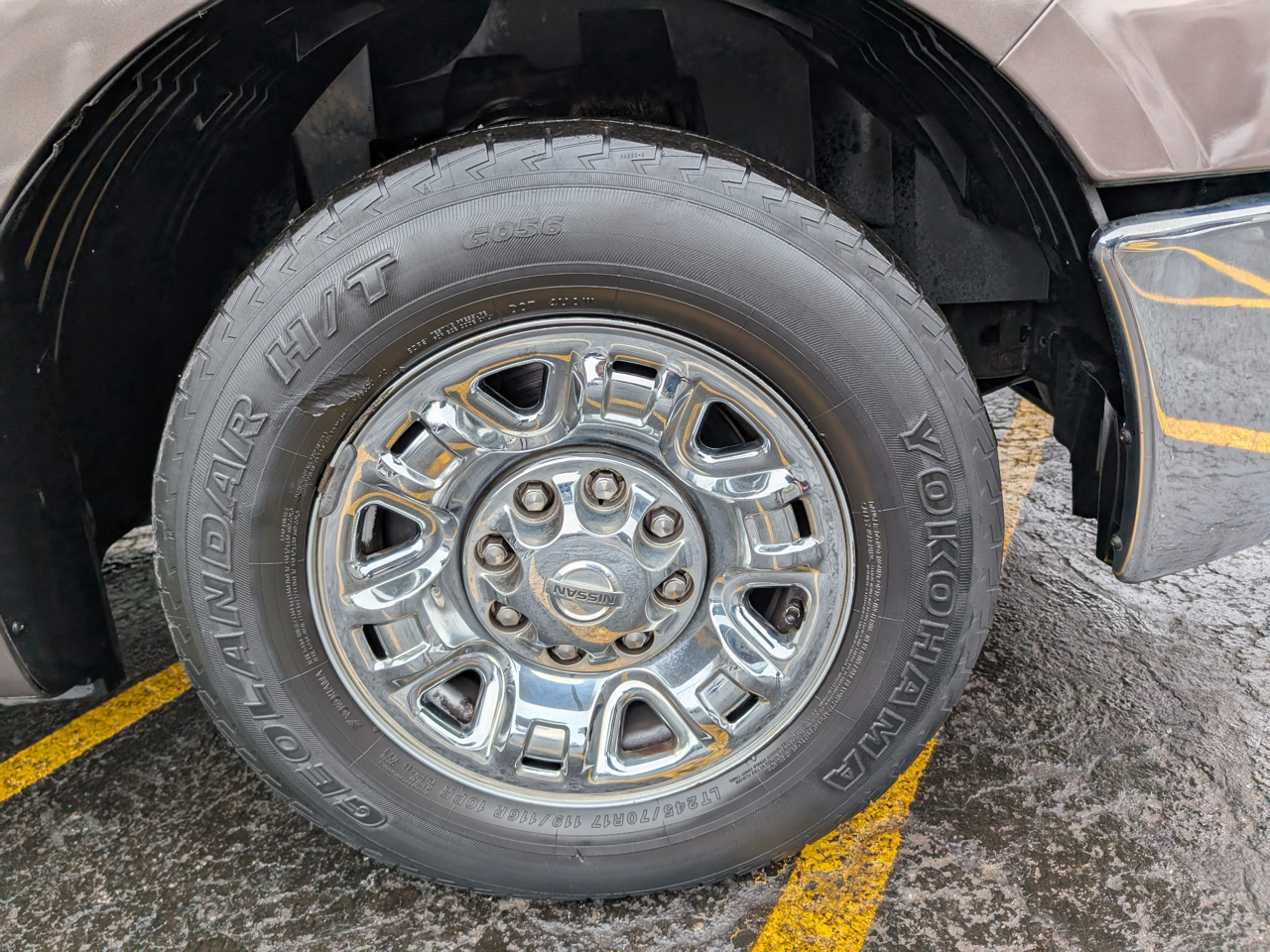 Nissan NV Passenger NV3500 HD SL V8 2018