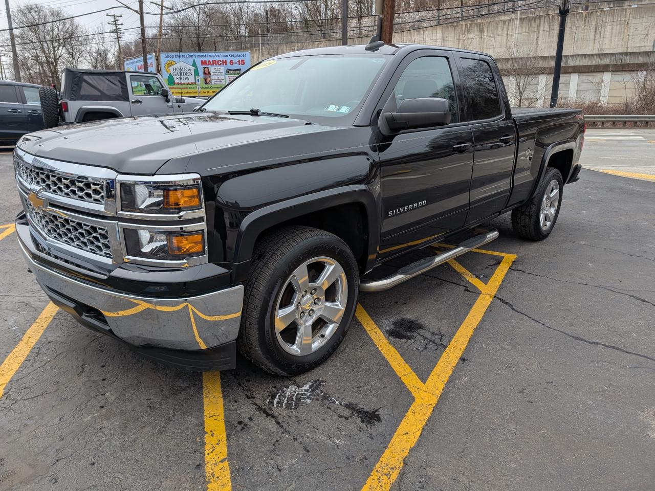 Chevrolet Silverado 1500 4WD Double Cab 143.5" LT w/1LT 2015
