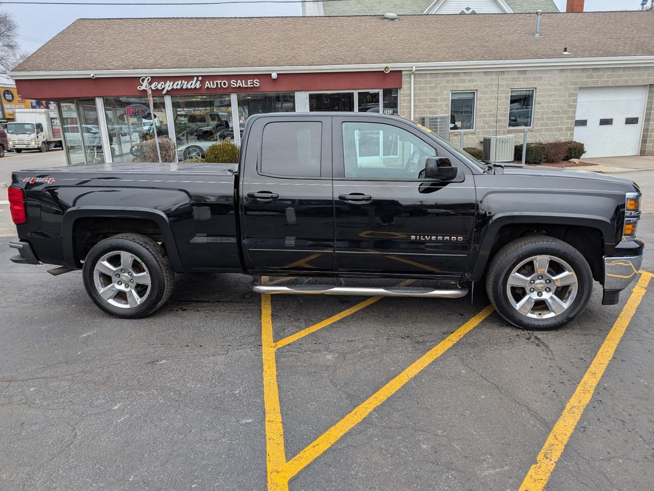 Chevrolet Silverado 1500 4WD Double Cab 143.5" LT w/1LT 2015