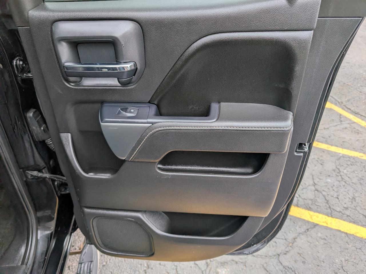 Chevrolet Silverado 1500 4WD Double Cab 143.5" LT w/1LT 2015