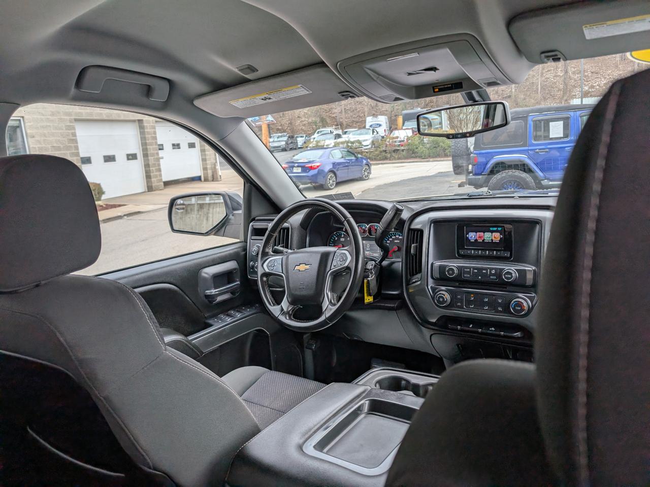 Chevrolet Silverado 1500 4WD Double Cab 143.5" LT w/1LT 2015