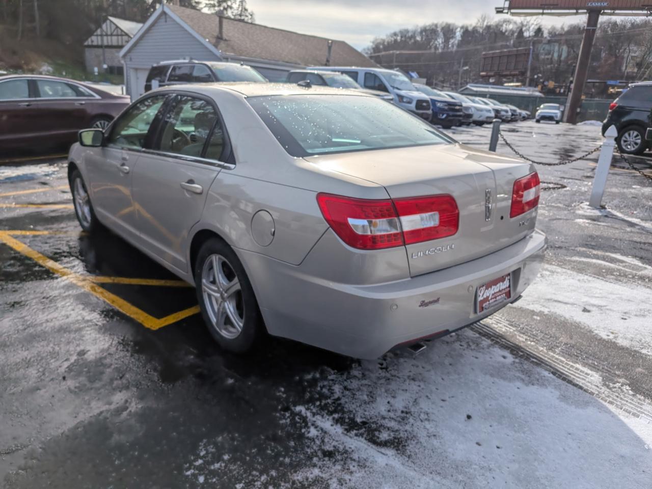 Lincoln MKZ 4dr Sdn FWD 2009