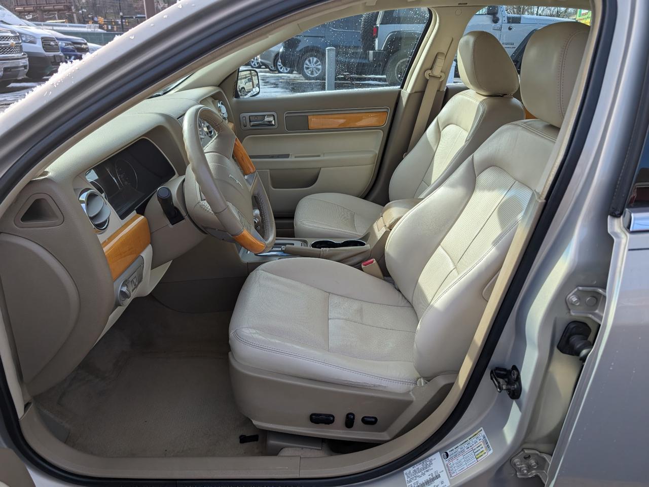 Lincoln MKZ 4dr Sdn FWD 2009