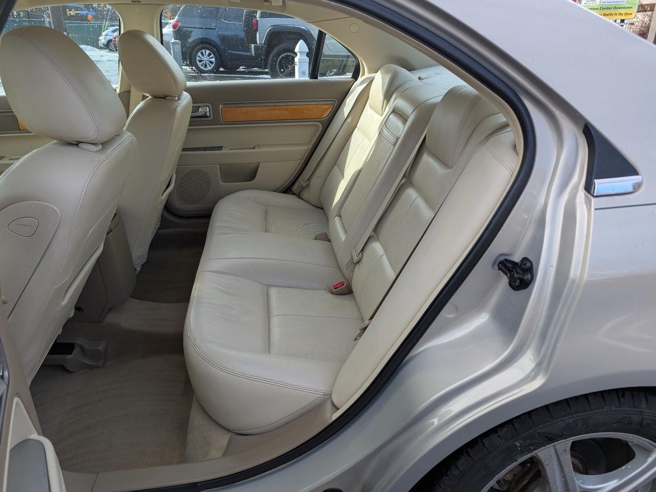 Lincoln MKZ 4dr Sdn FWD 2009