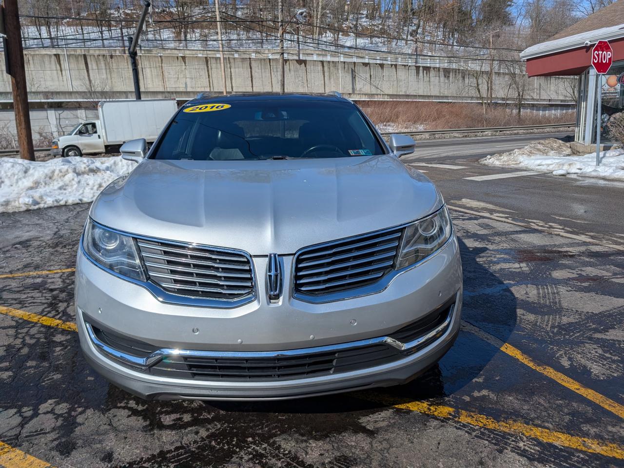 Lincoln MKX AWD 4dr Reserve 2016