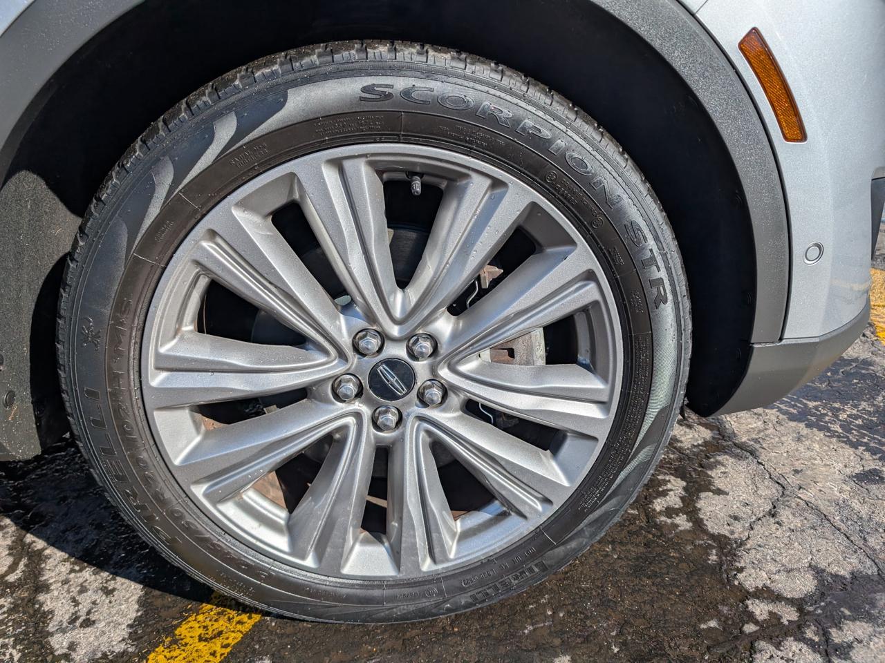 Lincoln MKX AWD 4dr Reserve 2016